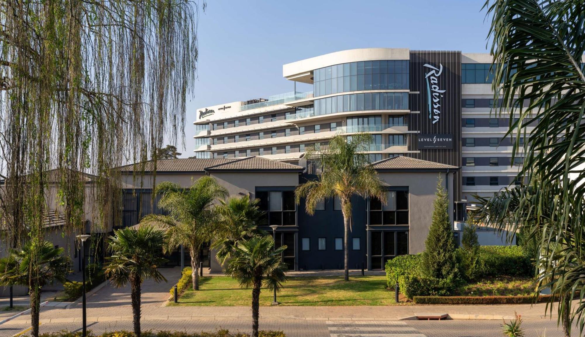 Radisson Hotel And Convention Centre Or Tambo Airport Johannesburg Exteriér fotografie